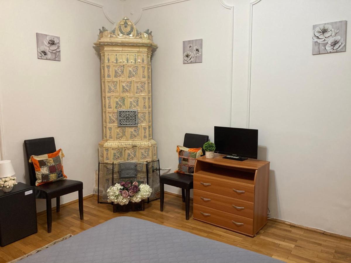 Irina Apartments 피테슈티 외부 사진